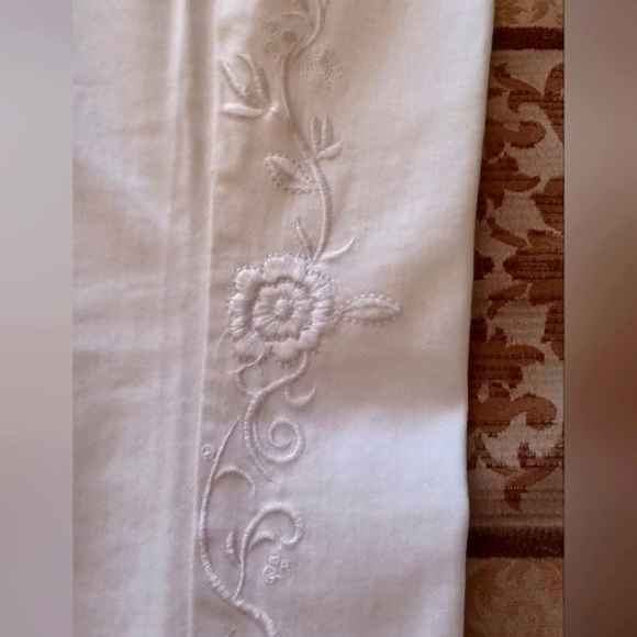 EARL JEANS SKINNY ANKLE EMBROIDERY ON LEG. 12 WHITE NWT - Picture 10 of 13